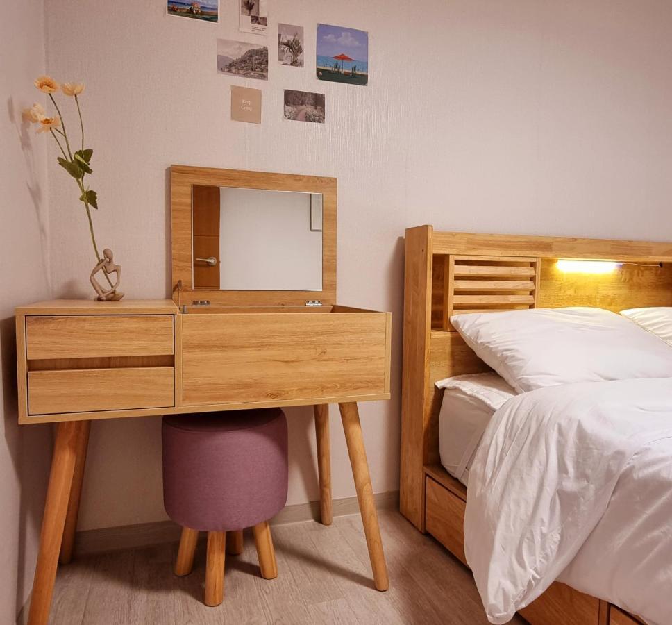 Hongik Hongdae Yeonnam Hoi-House Apartamento Seul Exterior foto